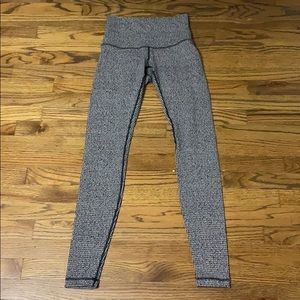 Lululemon size 6 pants